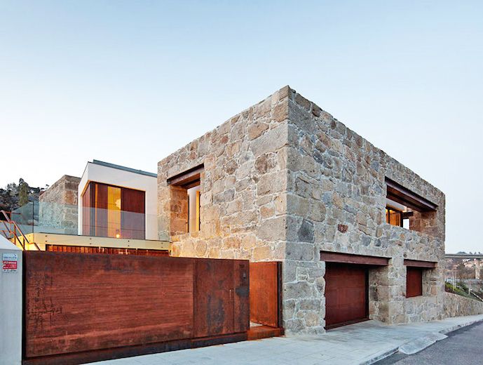 CASA RM by FCC Arquitectura